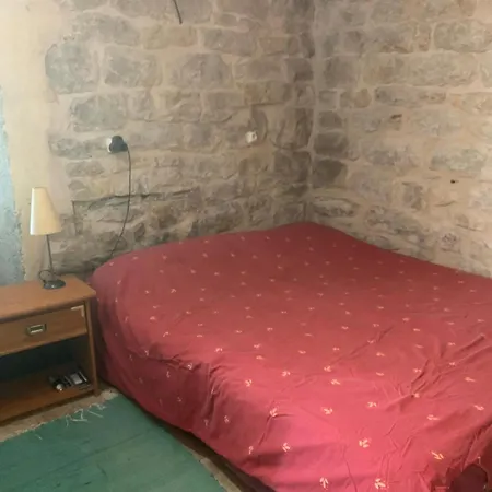 Дом отдыха Rdc D'une Maison En Pierre St Antonin Noble Val